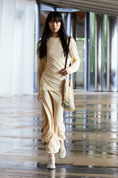 Look 48